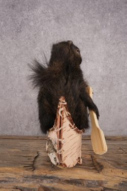 Black Squirrel in a Canoe SKU 3067 - Image 2